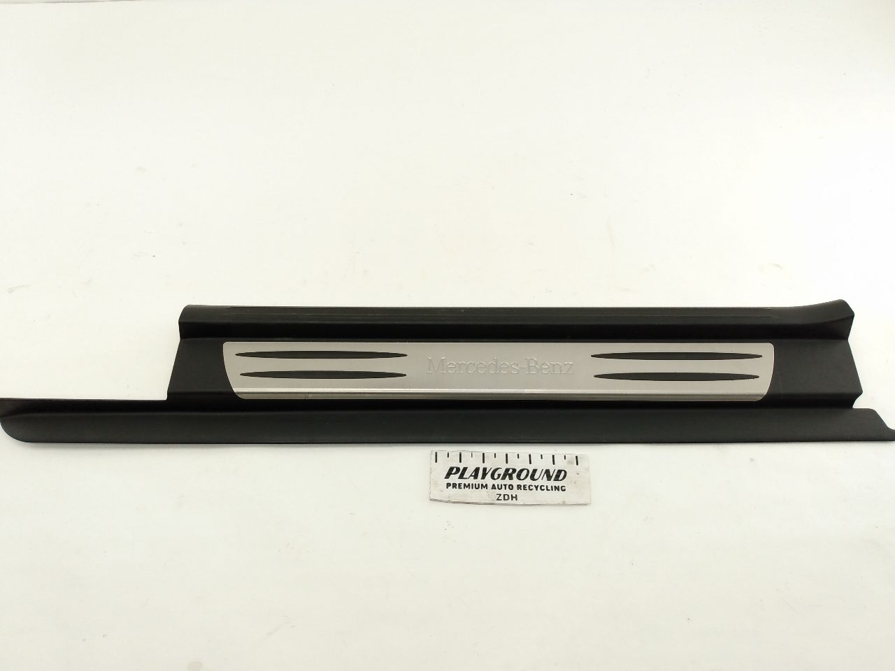 Mercedes SLK350 Left Sill Trim Cover