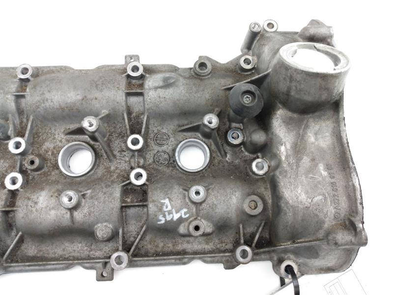 Mercedes SLK350 Right Valve Cover