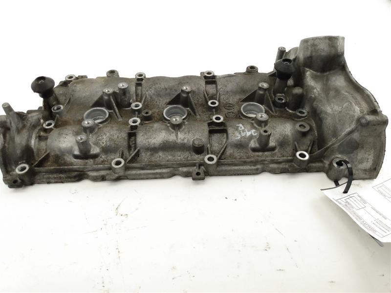 Mercedes SLK350 Right Valve Cover