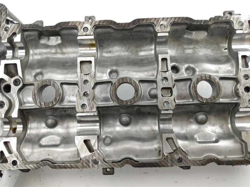 Mercedes SLK350 Right Valve Cover