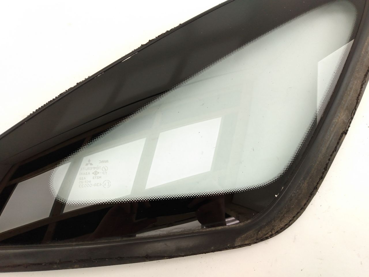 Mitsubishi 3000GT Rear Right Quarter Glass