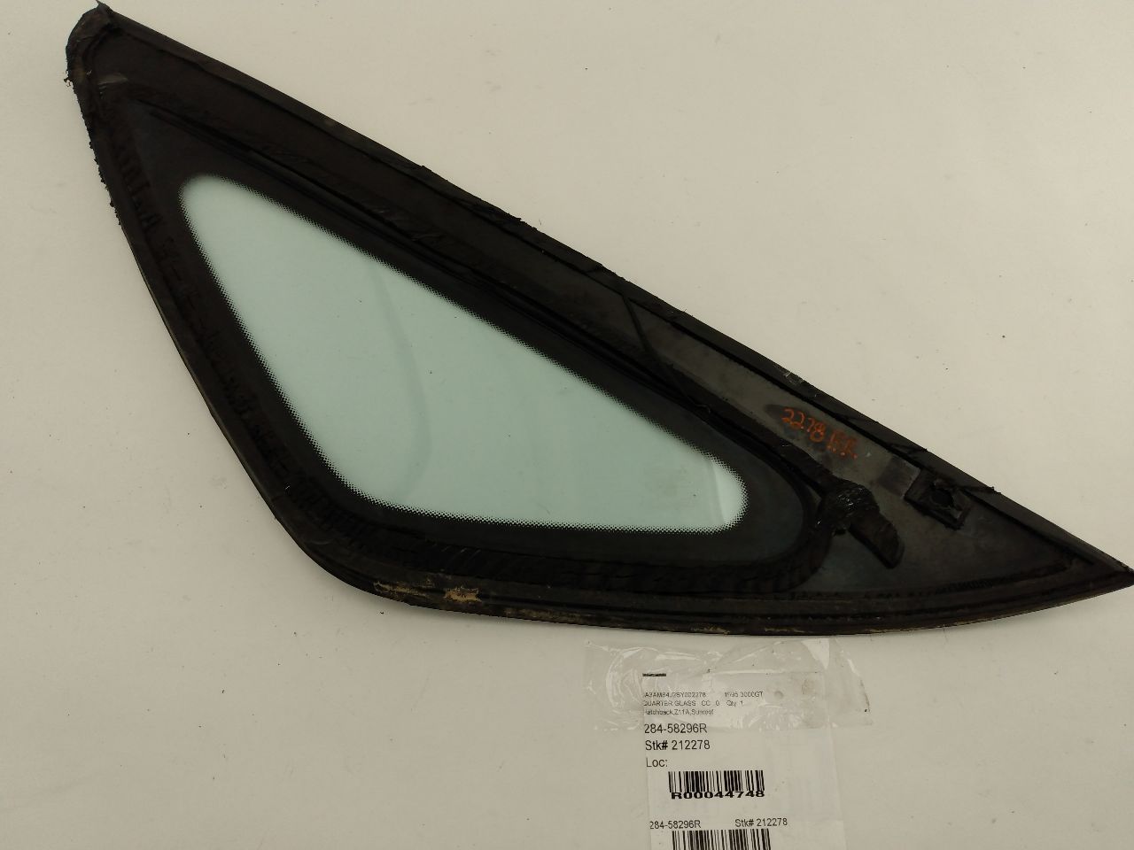 Mitsubishi 3000GT Rear Right Quarter Glass