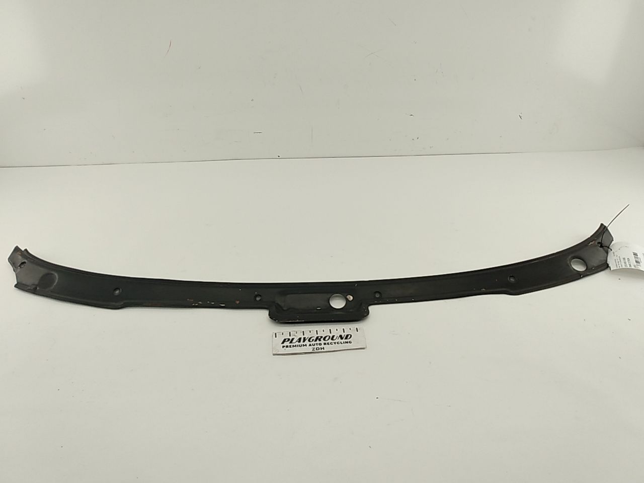 Mitsubishi 3000GT Front Windshield Wiper Trim Cowl