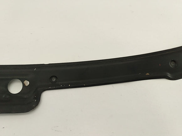 Mitsubishi 3000GT Front Windshield Wiper Trim Cowl