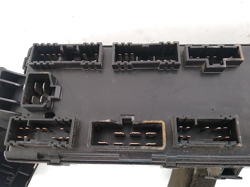 Mitsubishi 3000GT Engine Fuse Box