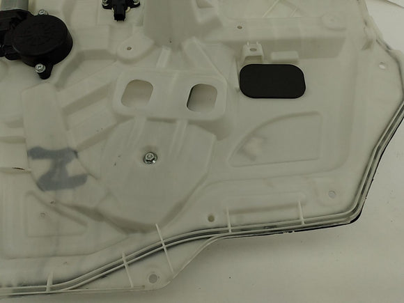Mazda Mazda 3 Front Right Door Carrier With Window Regulator
