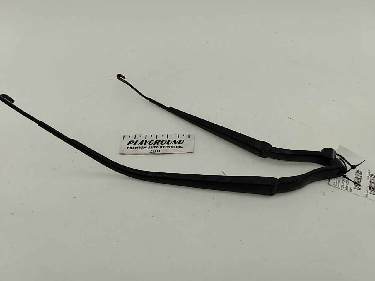 Mazda Mazda 3 Pair Of Front Wiper Arms