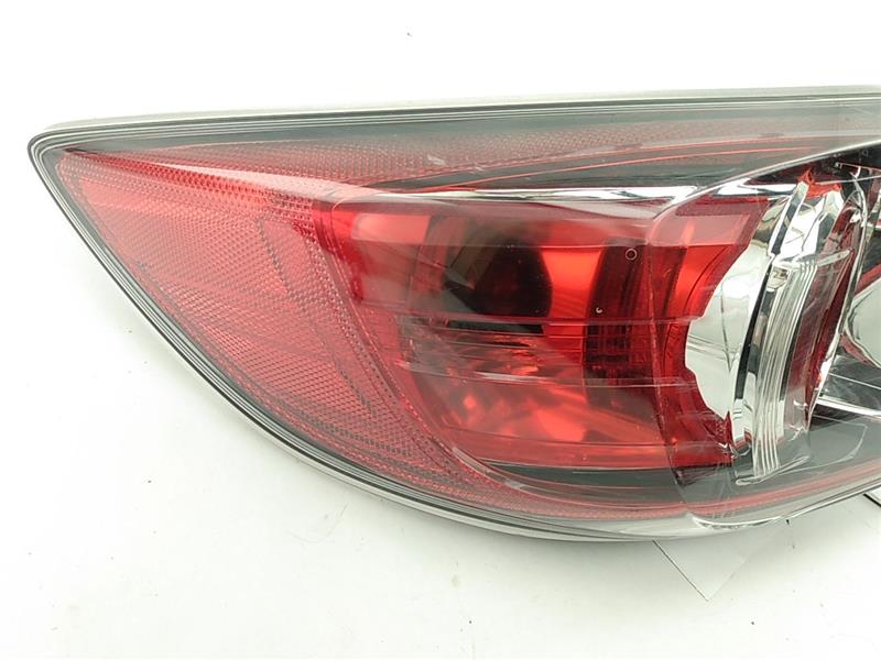 Mazda Mazda 3 Rear Left Brake Light Assembly Fender Mounted - 0