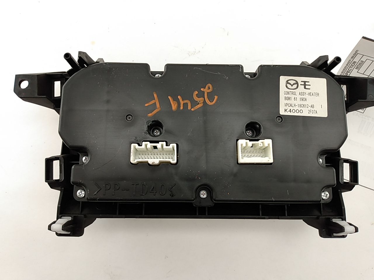 Mazda Mazda 3 Hvac Control Module And Trim Bezel | Playground PAR