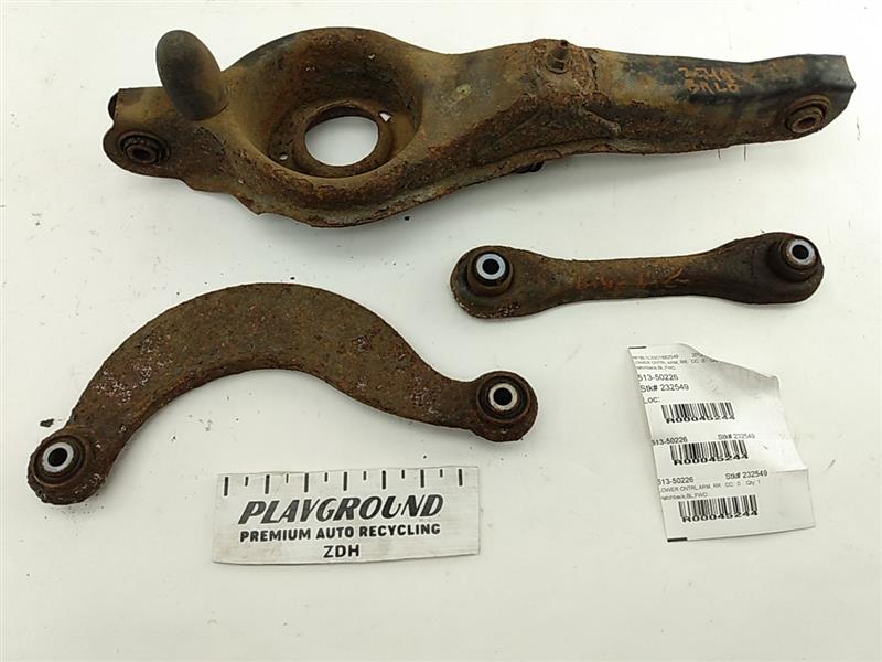 Mazda Mazda 3 Right Rear Control Arm Set