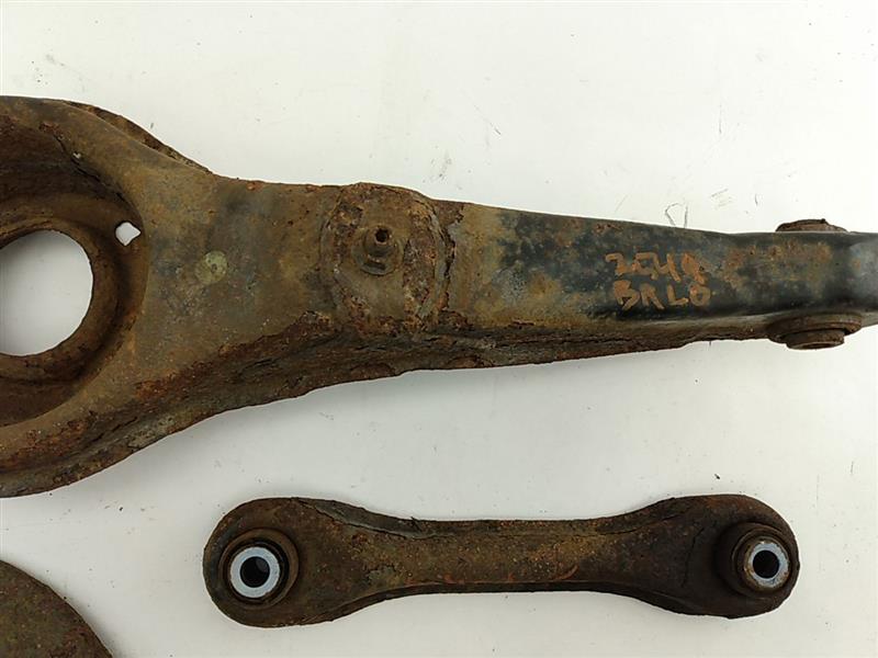 Mazda Mazda 3 Right Rear Control Arm Set