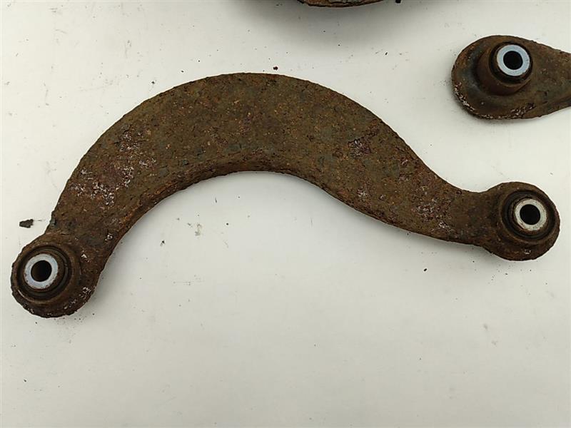 Mazda Mazda 3 Right Rear Control Arm Set