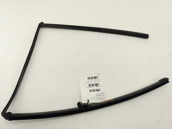 Pontiac Solstice Rear Left Window Moulding