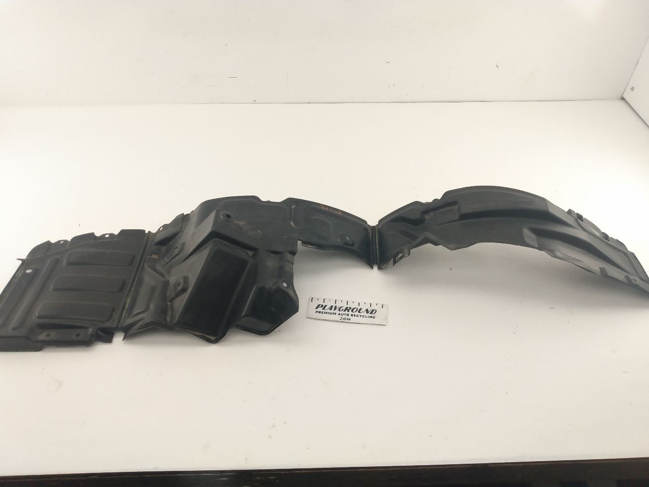 Mitsubishi Eclipse Front Right Inner Fender Liner