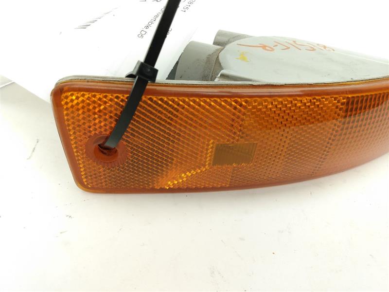 Mitsubishi Eclipse Front Right Turn Signal Light Assembly - 0