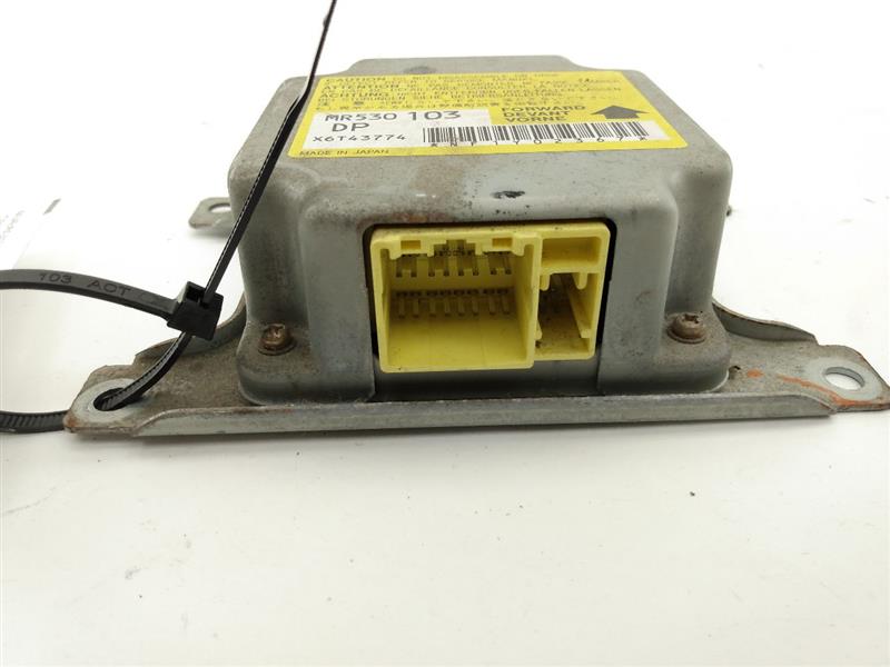 Mitsubishi Eclipse Front Center Air Bag Module Without Side Air Bags