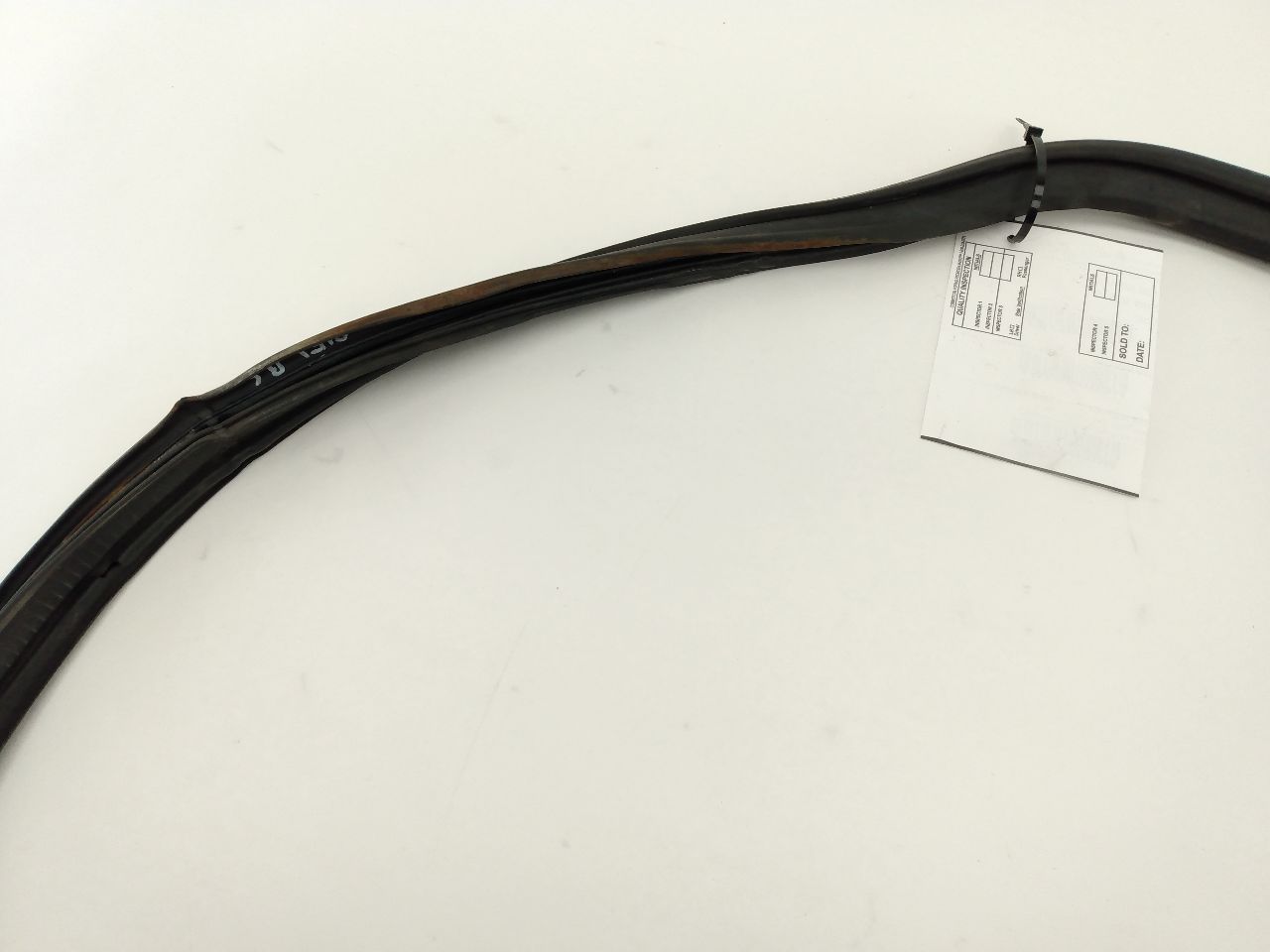 Mitsubishi Eclipse Rear Trunk Seal