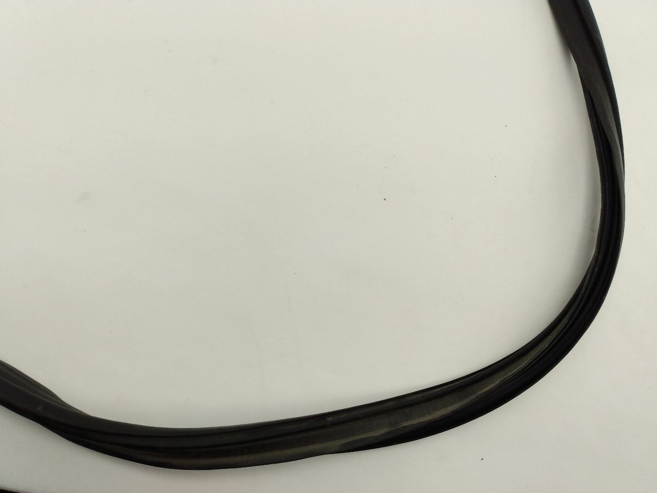 Mitsubishi Eclipse Rear Trunk Seal