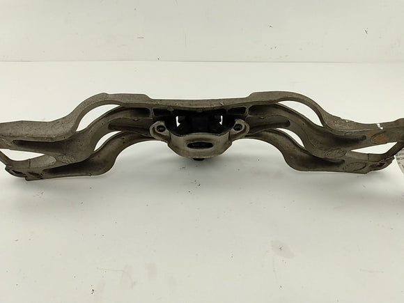 Jaguar XJ8L Transmission Cross Member