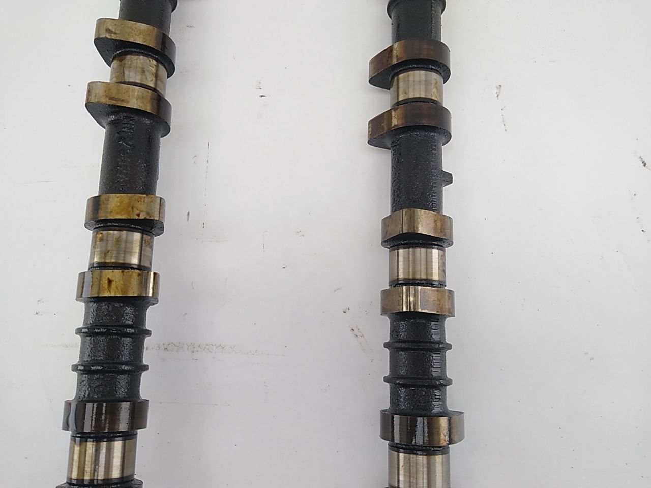 Jaguar XJ8L Front Left Cam Shaft Set