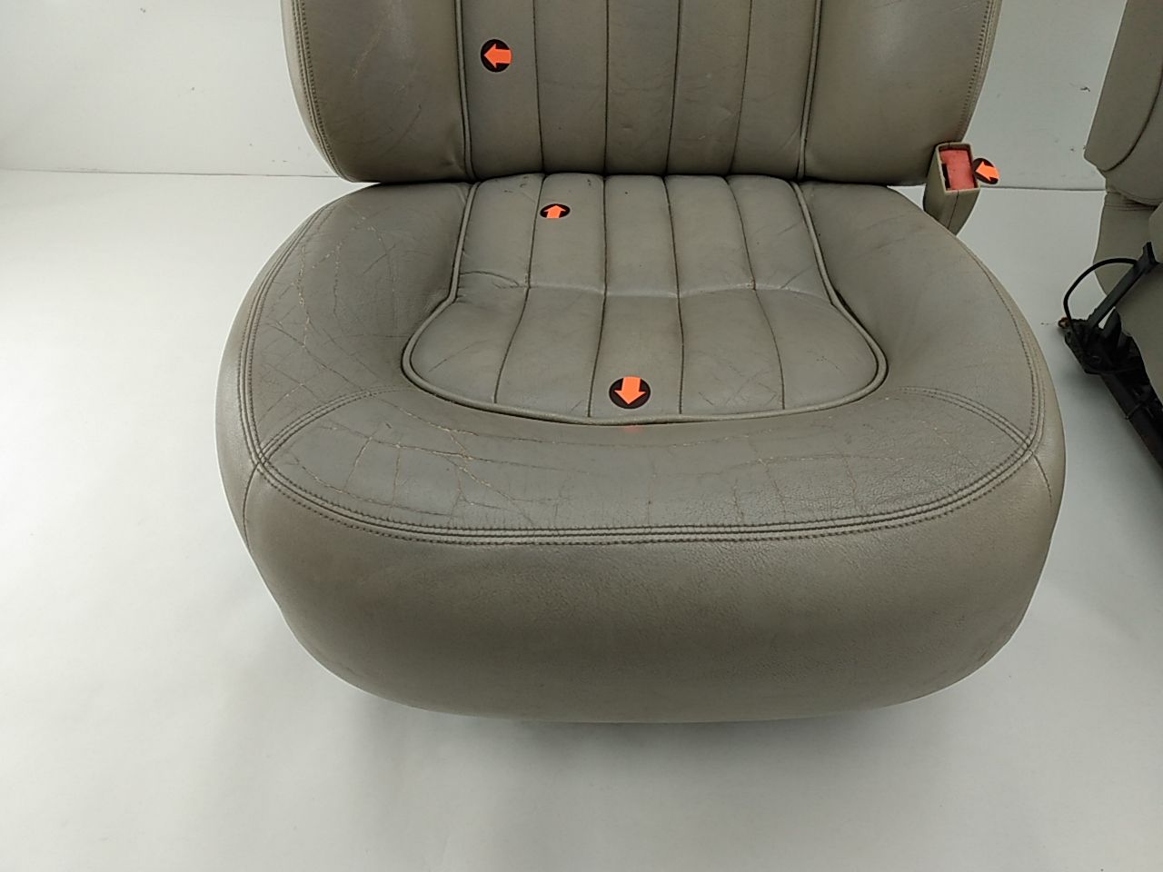 Jaguar XJ8L Pair Of Front Seats