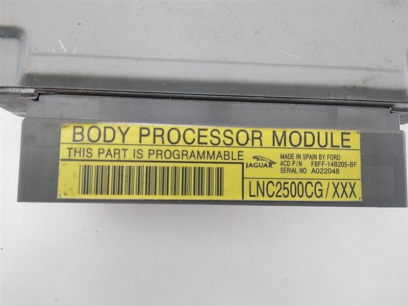 Jaguar XJ8L Body Control Module