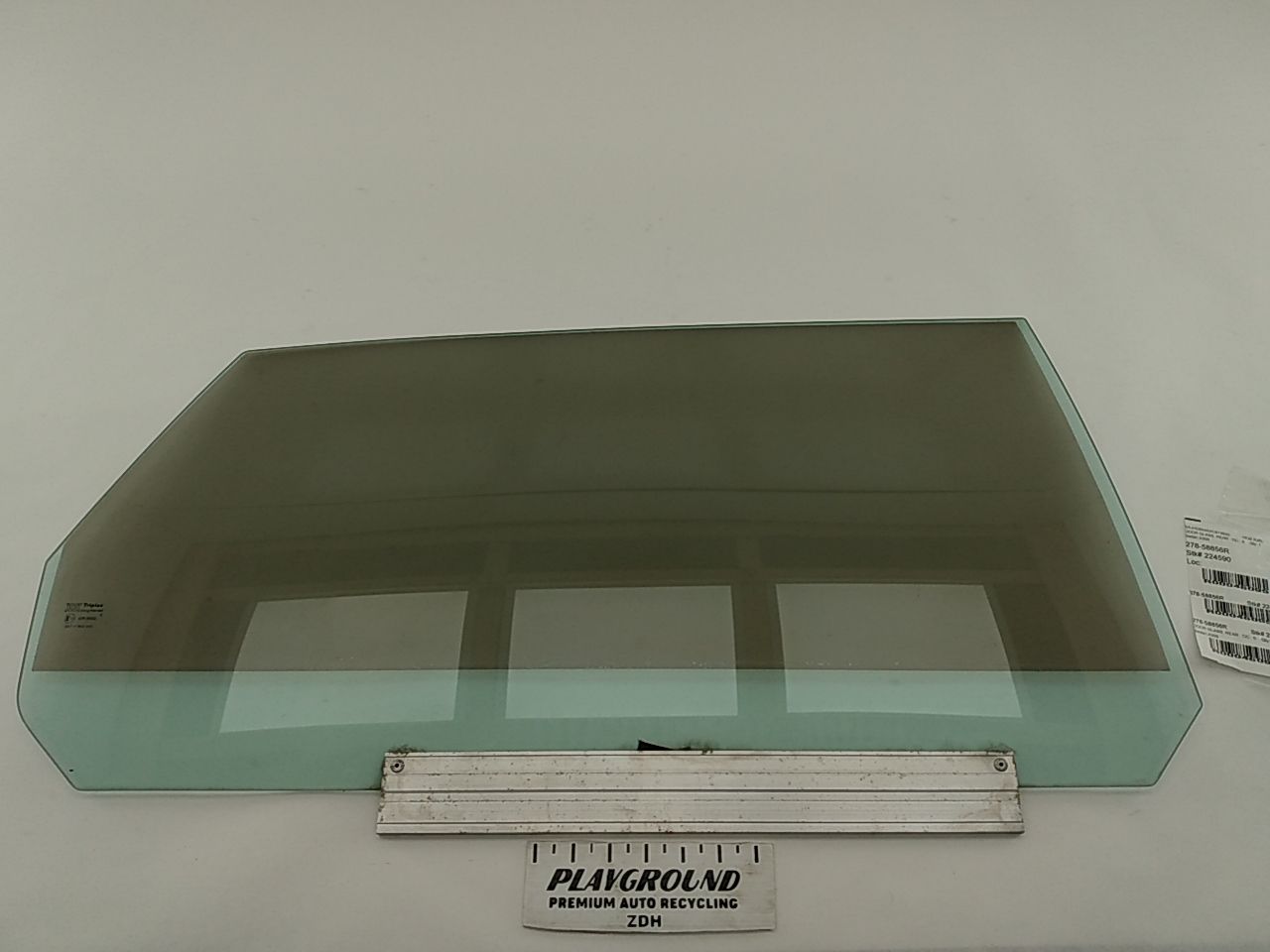 Jaguar XJ8L Rear Right Door Glass (XJ8L)