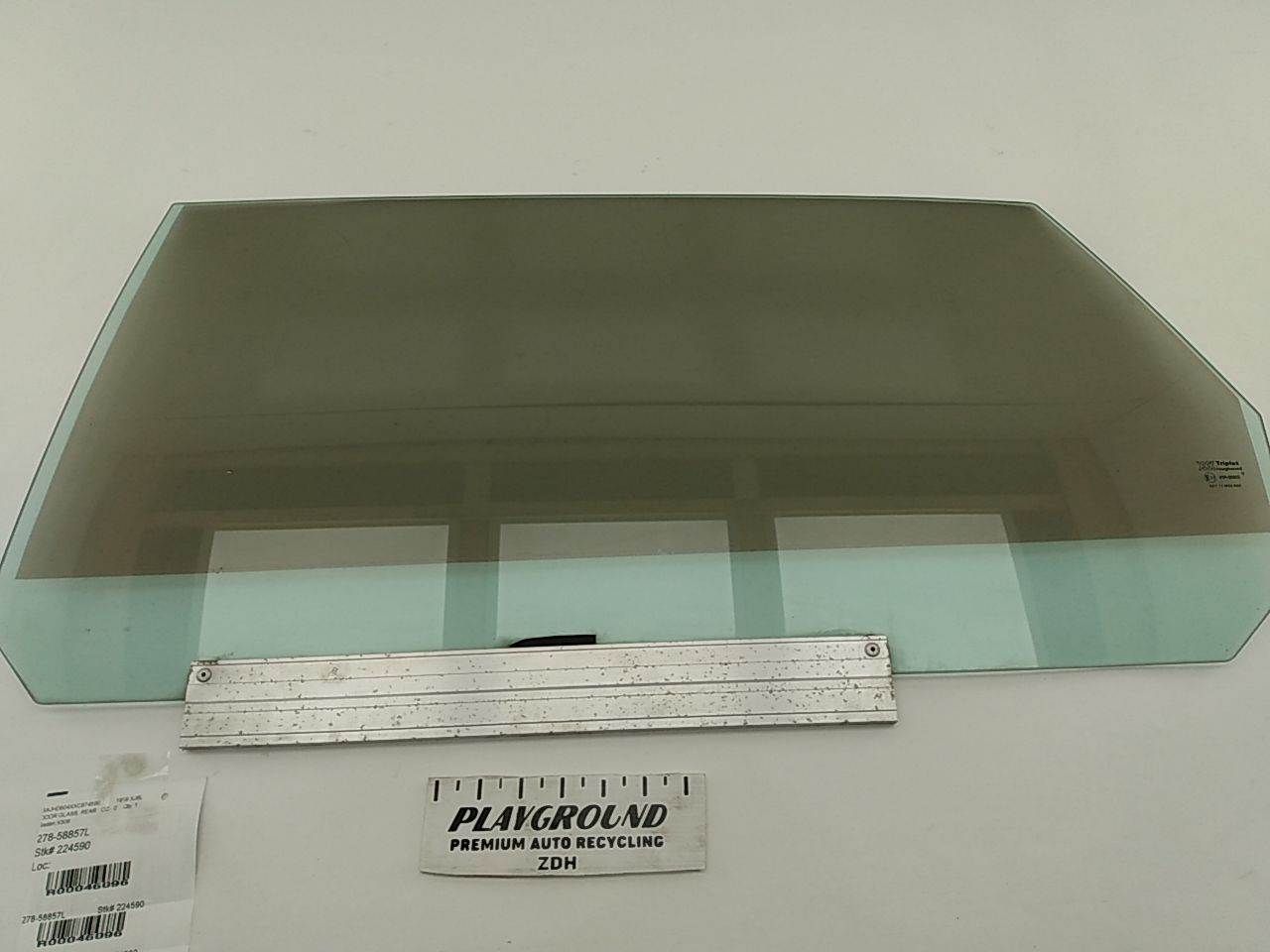 Jaguar XJ8L Rear Left Door Glass (XJ8L)