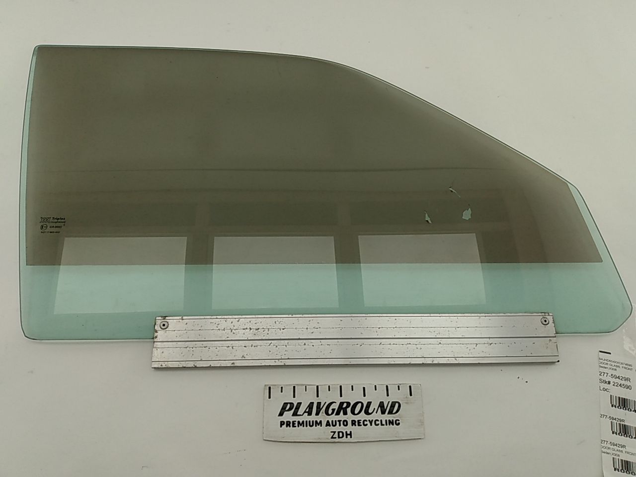 Jaguar XJ8L Front Right Door Glass