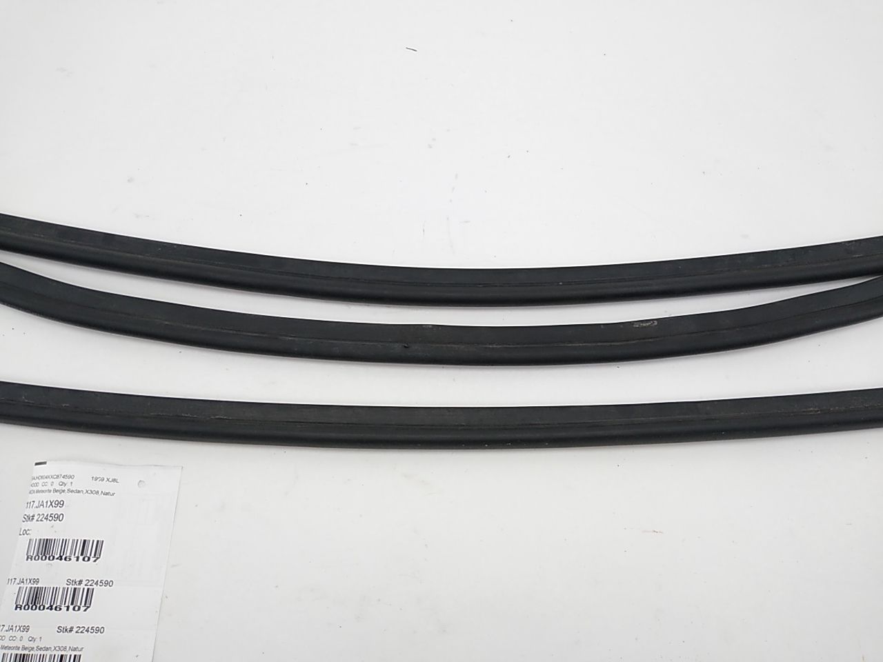 Jaguar XJ8L Hood Rubber Moulding Seals