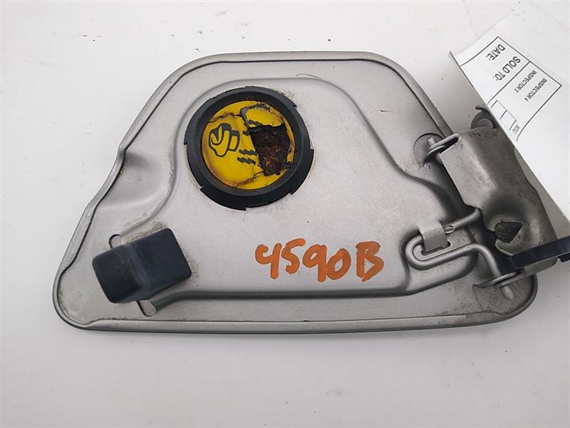 Jaguar XJ8L Fuel Filler Door