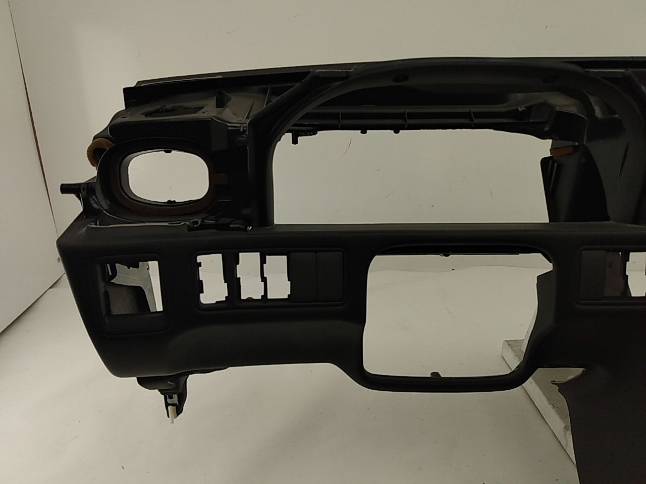 Volvo V70 Dashboard Assembly