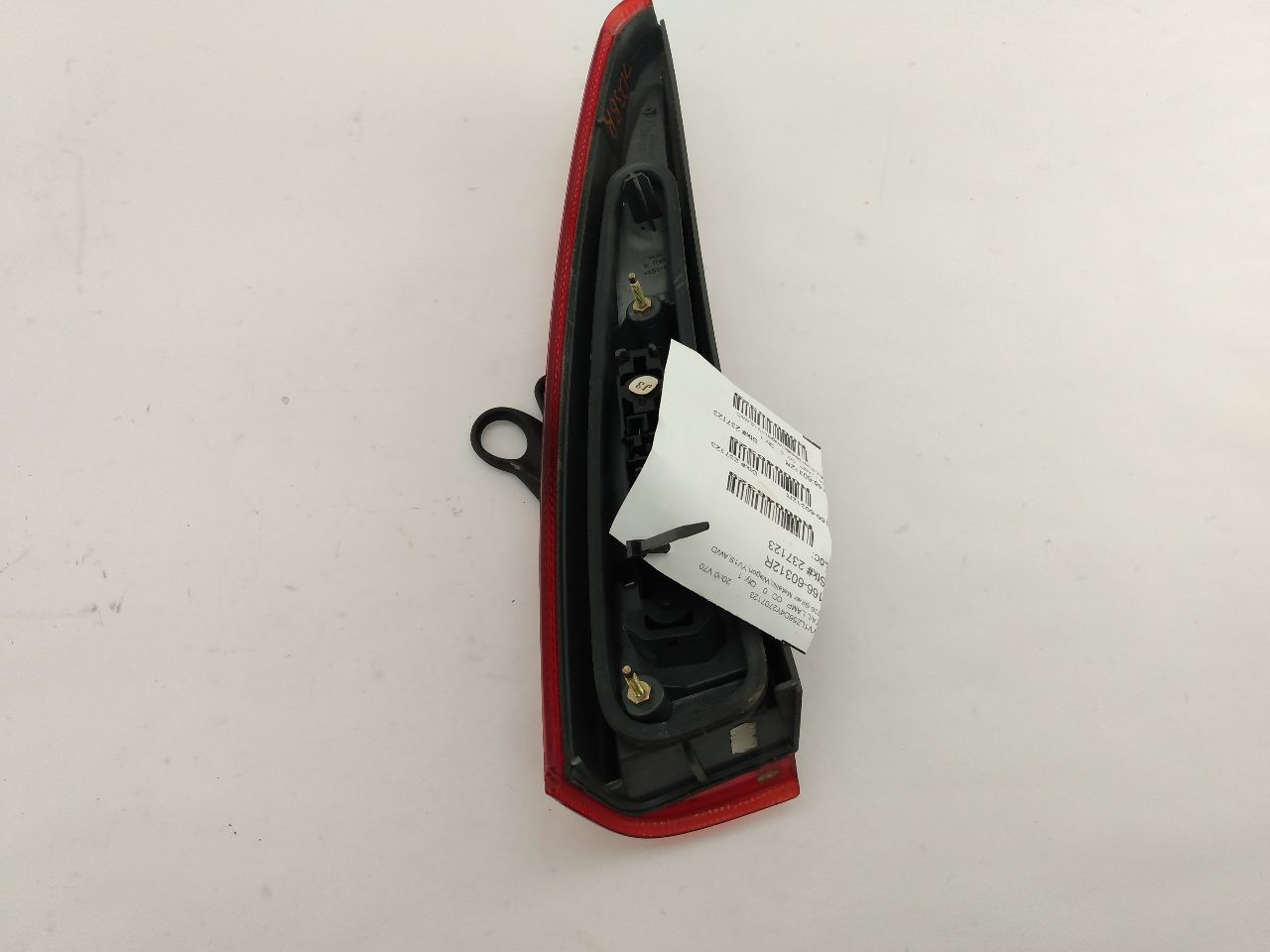 Volvo V70 Rear Right Upper Tail Light Assembly