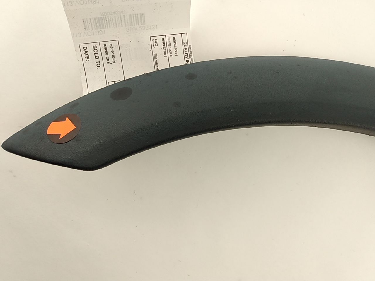 Volvo XC70 Front Left Fender Moulding - 0