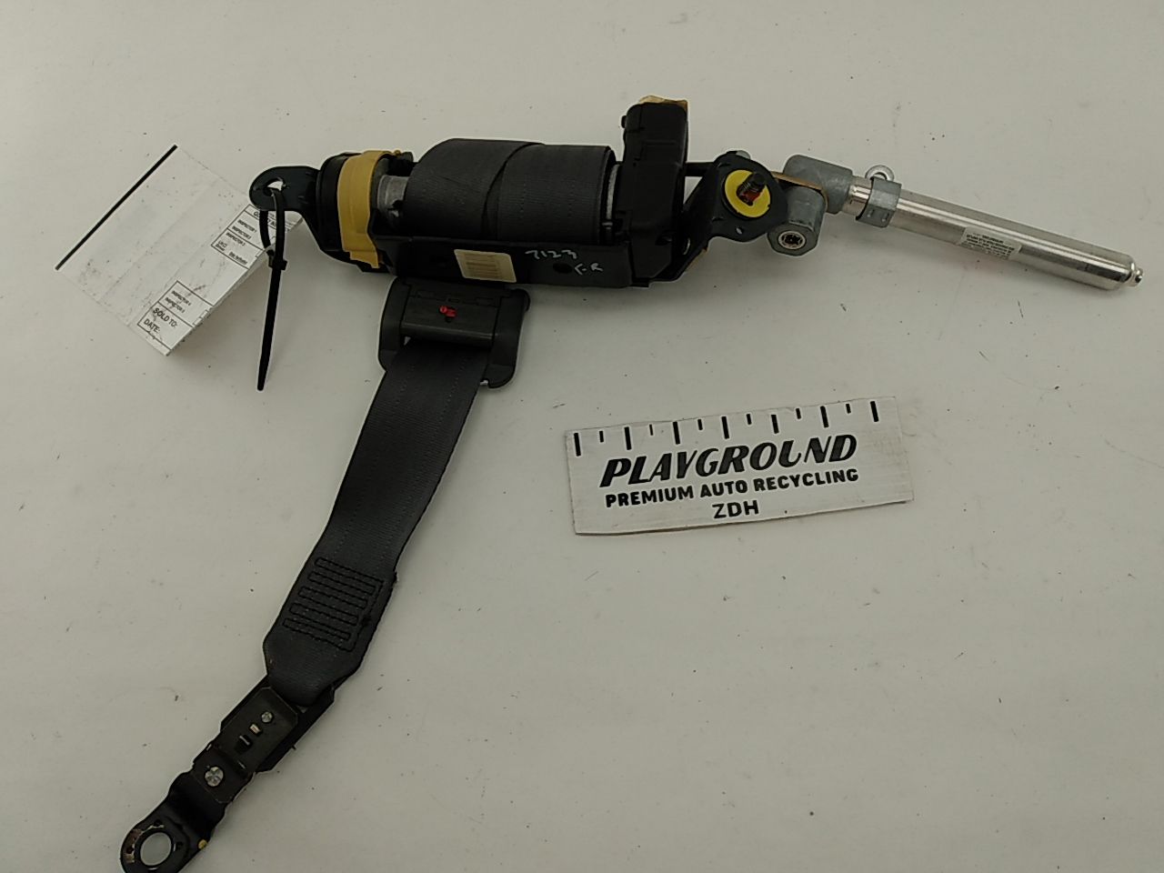 Volvo V70 Front Right Seat Belt Retractor