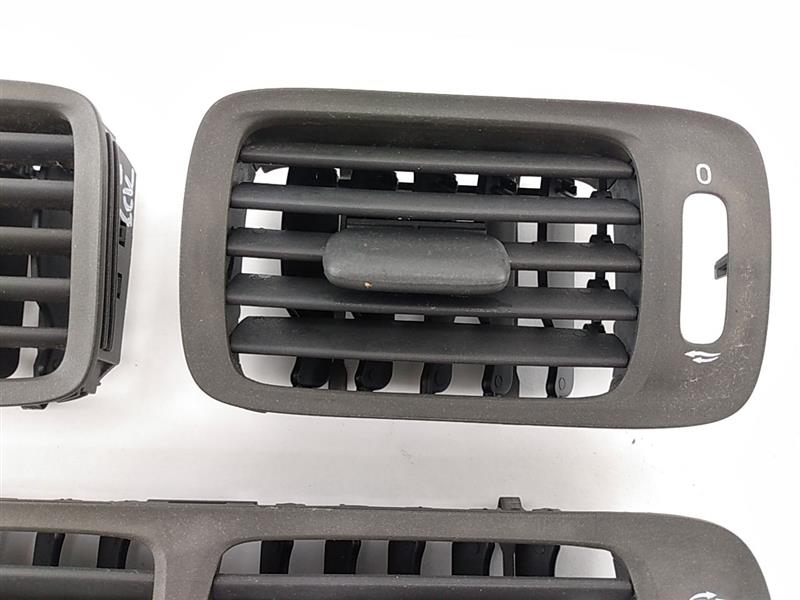 Volvo V70 Set Of Dashboard Vent Trim Pieces