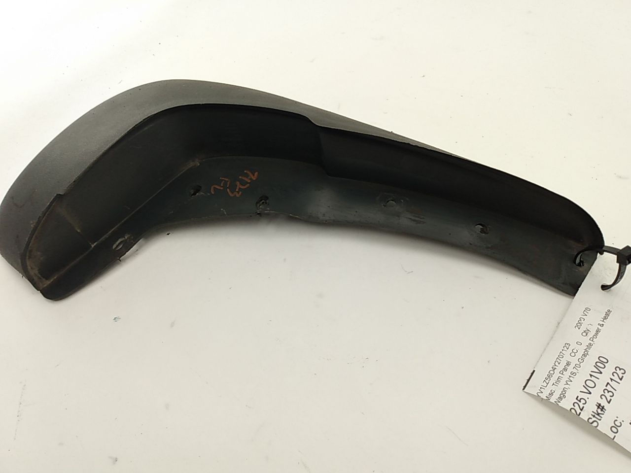 Volvo V70 Front Left Splash Guard