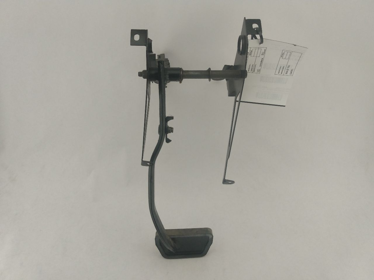 Volvo V70 Brake Pedal Assembly - 0