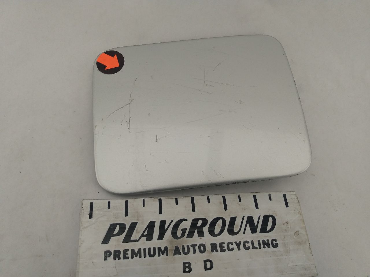 Volvo V70 Fuel Filler Door