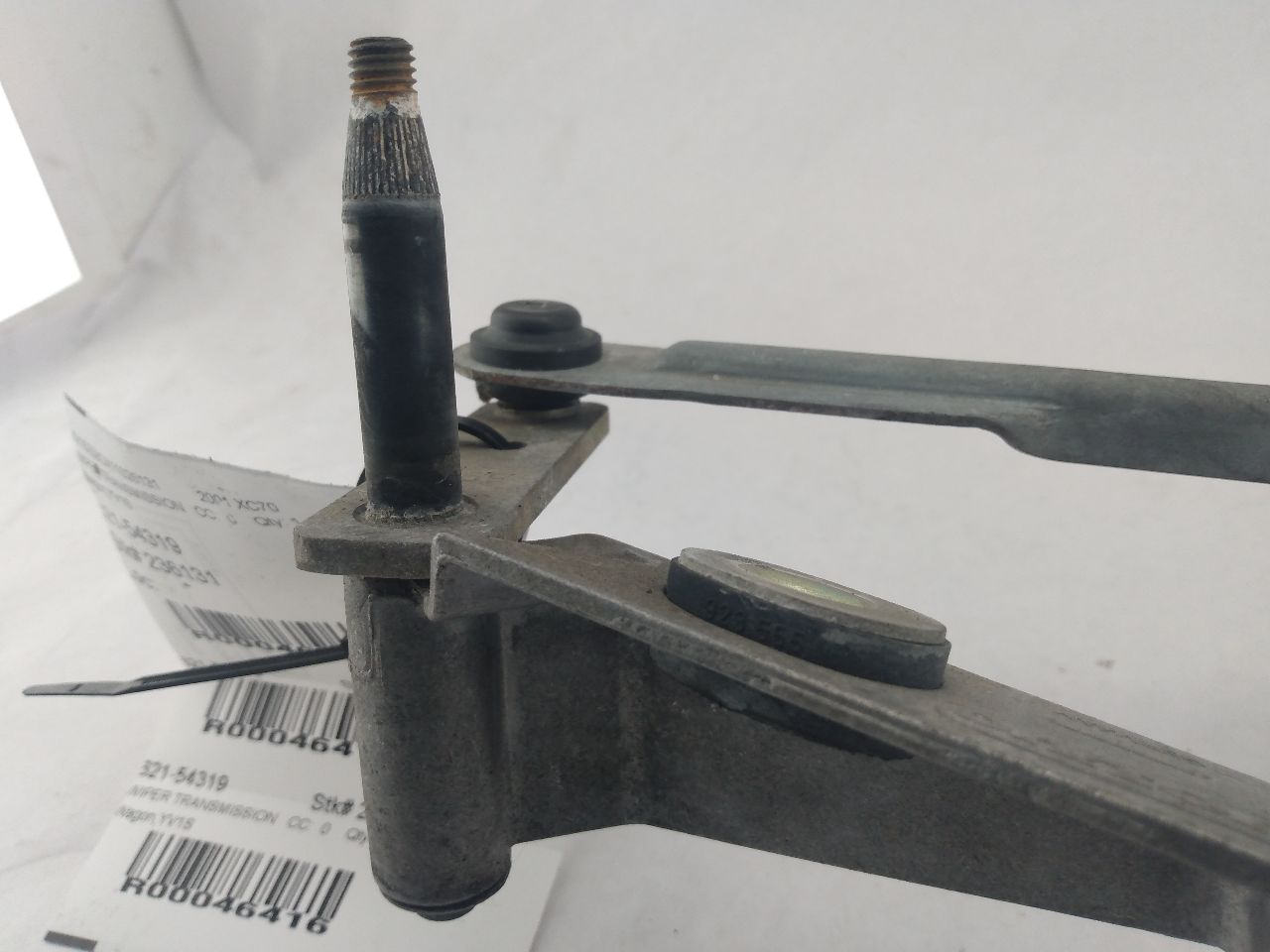 Volvo XC70 Front Wiper Transmission And Motor