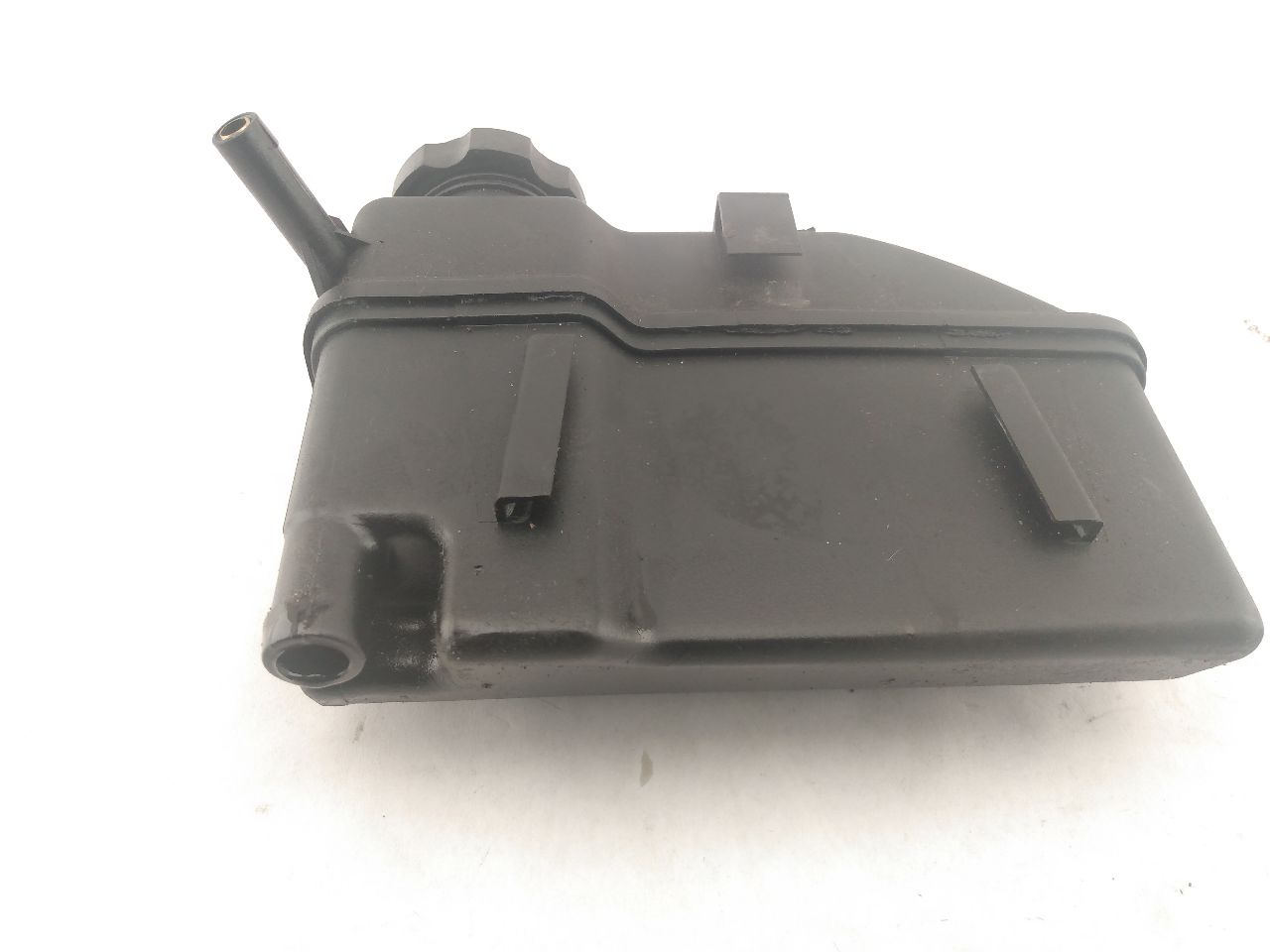 Volvo XC70 Power Steering Reservoir - 0