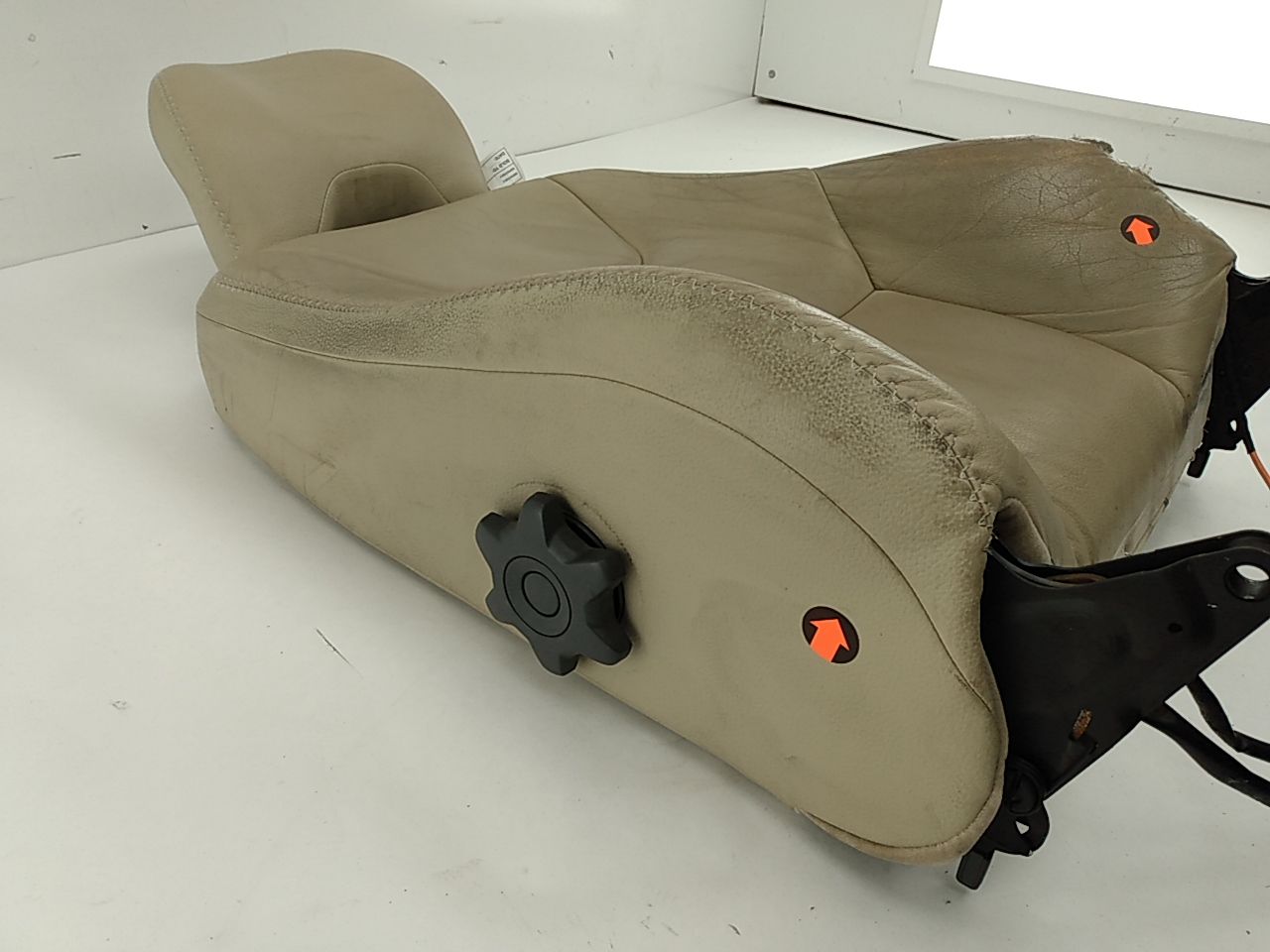 Volvo XC70 Front Left Seat Upper Back Support