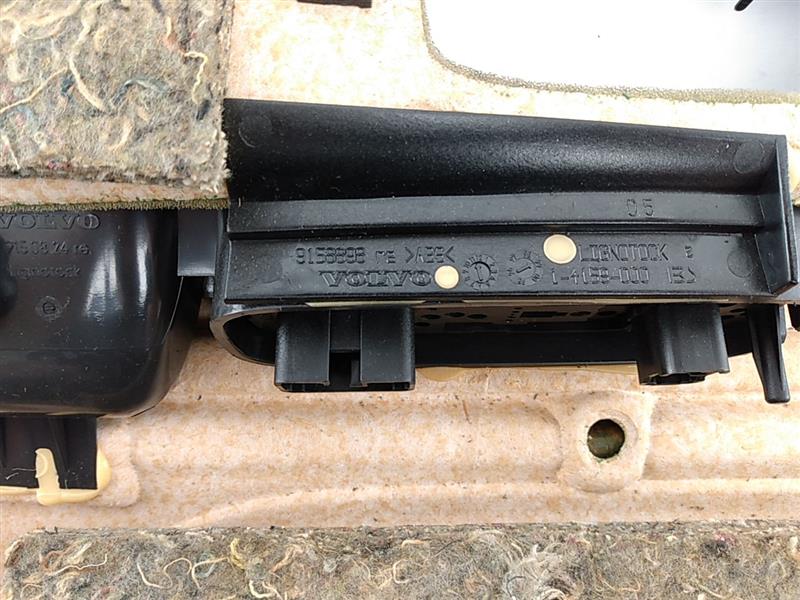 Volvo V70 Front Right Door Trim Panel