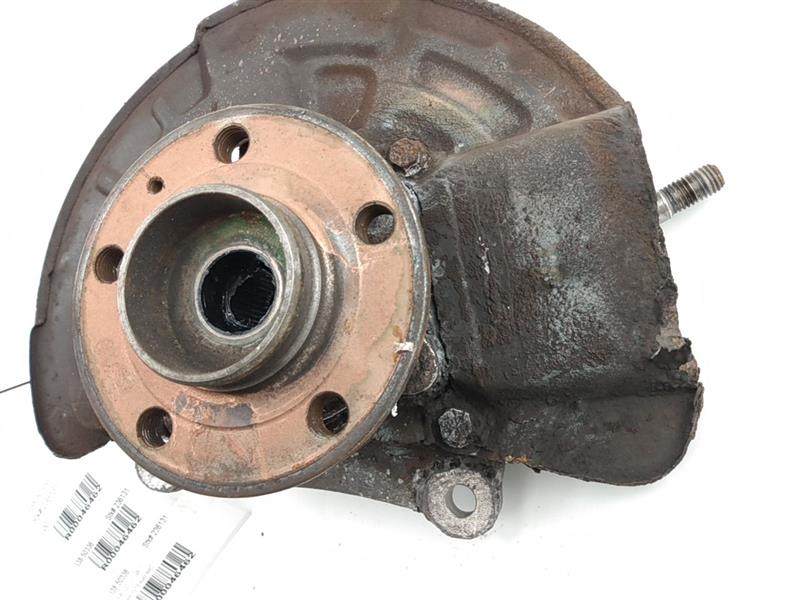 Volvo XC70 Front Left Knuckle With Hub