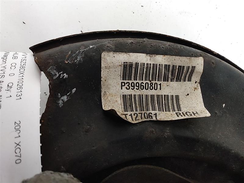 Volvo XC70 Rear Right Wheel Hub