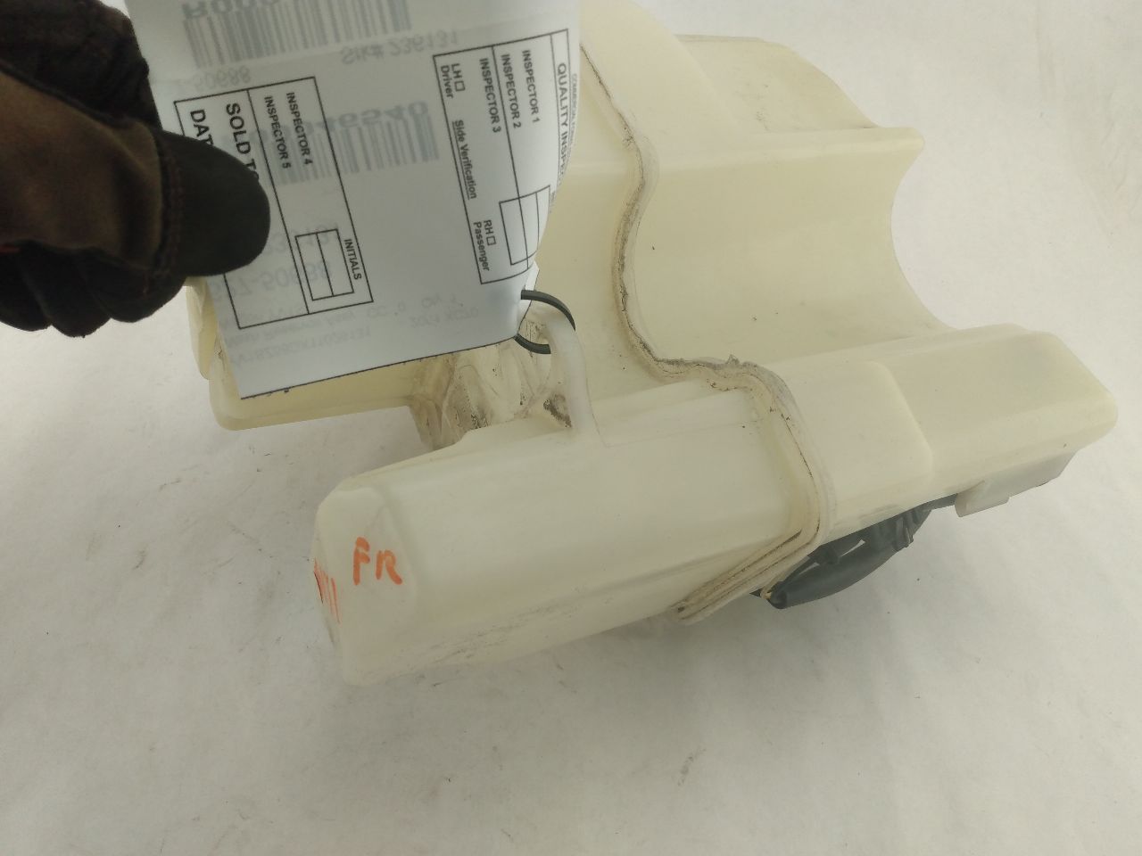 Volvo XC70 Windshield Washer Reservoir