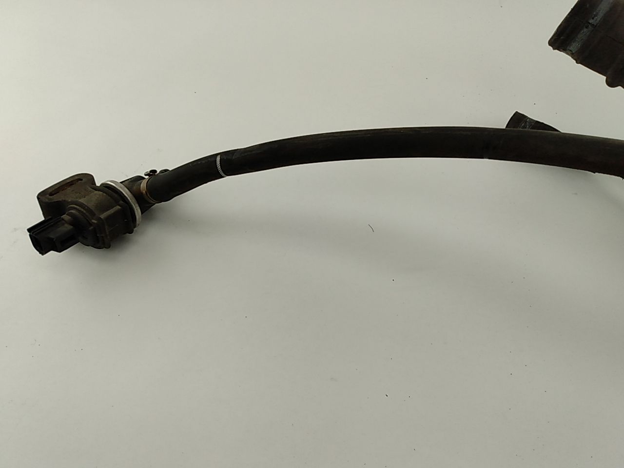 Volvo XC70 Fuel Filler Neck