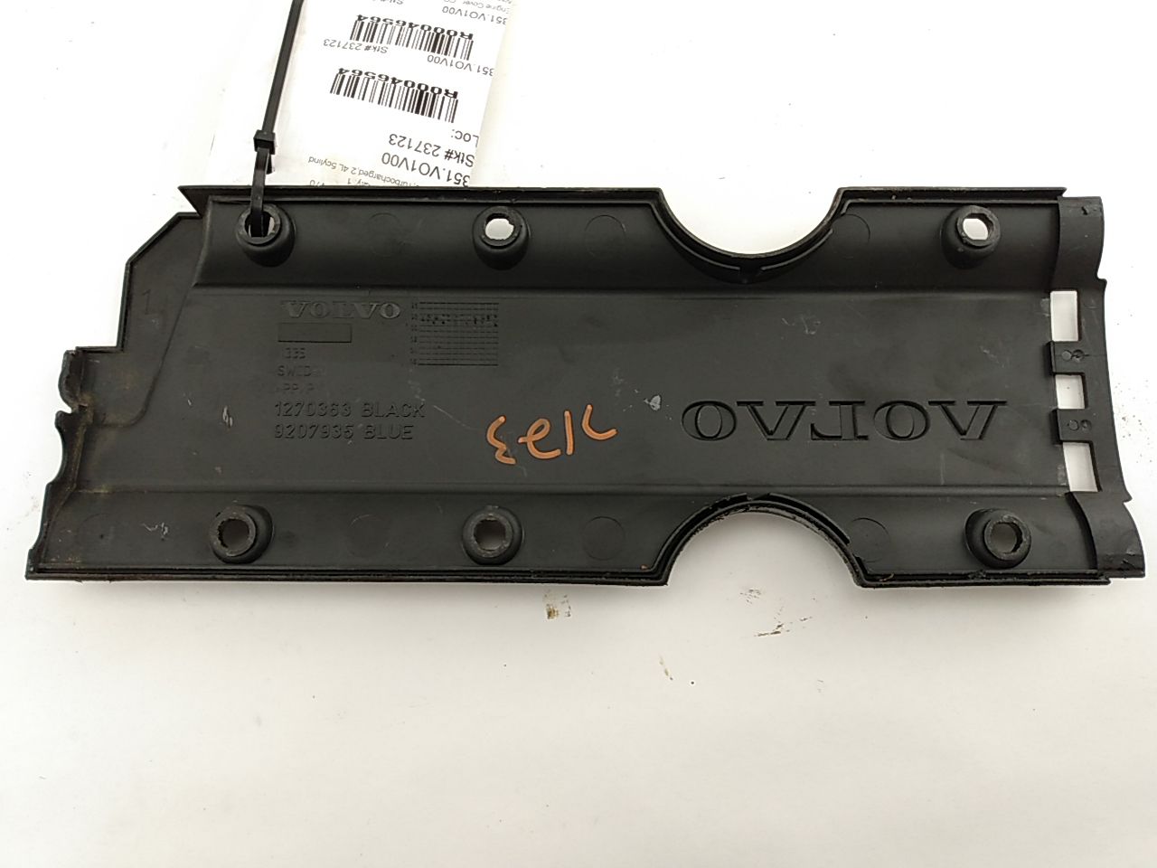 Volvo V70 Engine Cover