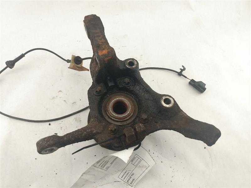 Volvo V70 Front Left Knuckle - 0