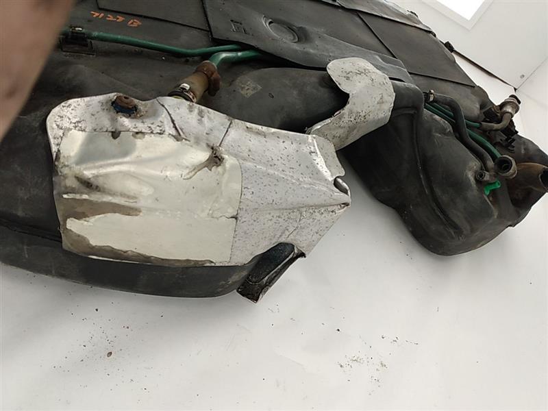 Volvo V70 Fuel Tank